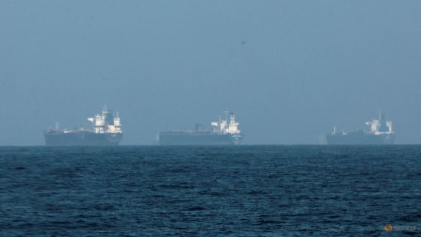Strait of Hormuz Closure Traps LNG Carriers and Oil Tankers.