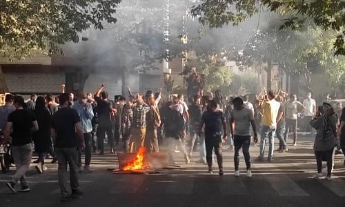 Iran Protest Scenes Described as ‘War Zone’ as Doctors Say Security Forces Fire from Rooftops