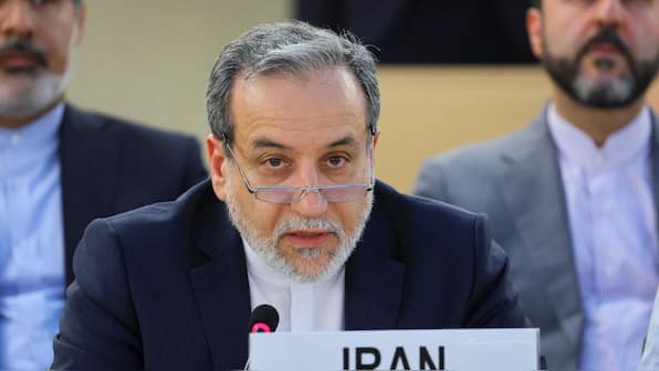 Pakistan Urged U.S. to Halt Israeli Plans to Target Top Iranian Officials